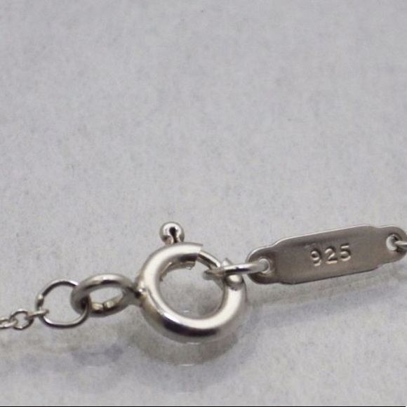 Tiffany & Co Vintage Folded Heart Pendant Necklace - Picture 7 of 8